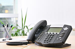 voip vs. analog phone